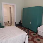 Maison Canopee Bed & Breakfast
