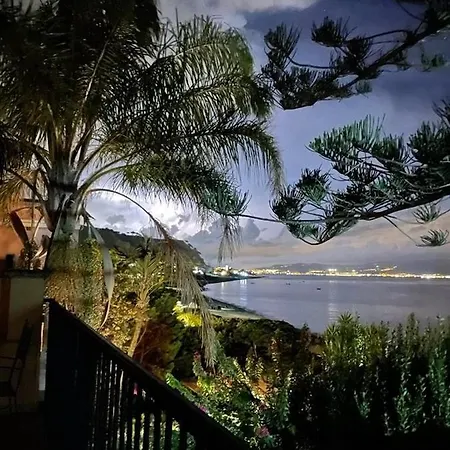 Maison Canopee فندق مبيت وإفطار مسينا