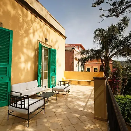 Maison Canopée Bed & Breakfast Messina