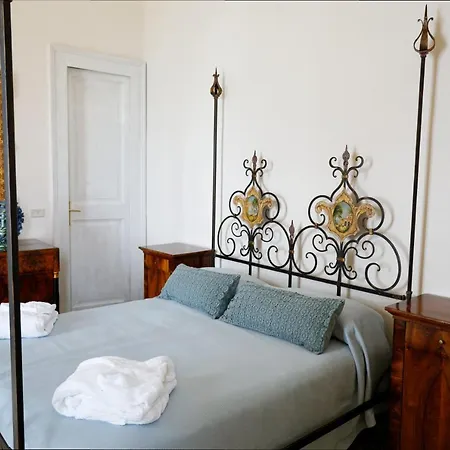 Maison Canopee 4* Messina