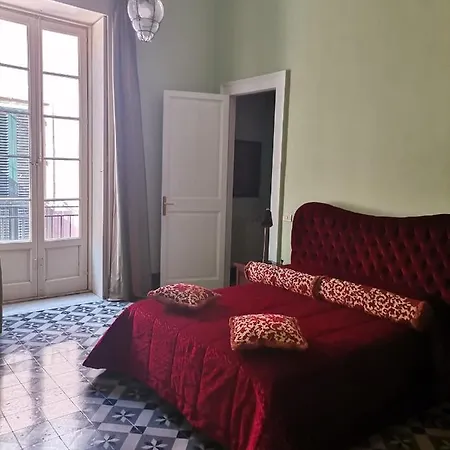 Maison Canopée Bed & Breakfast