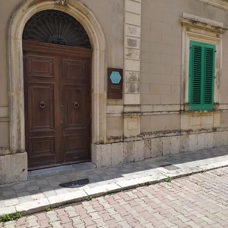 Maison Canopee 4* Messina