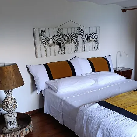Maison Canopée Bed & Breakfast