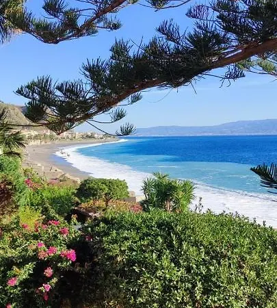 Maison Canopee Messina