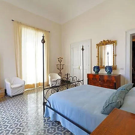 Maison Canopée 4* Messina